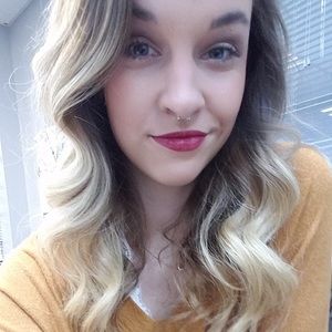 Meet your Posher, Ashlyn